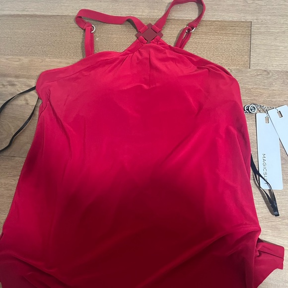 MagicSuite Tankini top - Picture 3 of 5